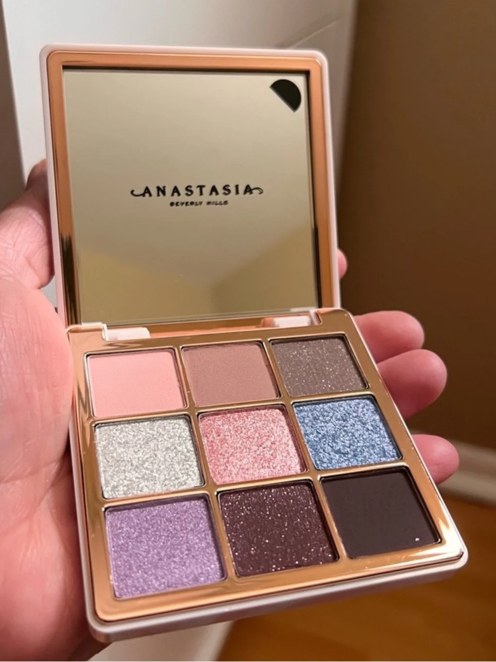 Anastasia Beverly Hills Sugar Eyeshadow Palette -Brand New Never Used.